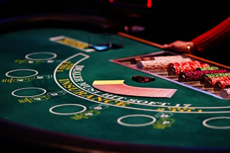 Mẹo chơi baccarat online đơn giản đạt hiệu quả nhất Đặc điểm của thể loại baccarat online