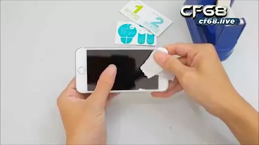 Cf68 hướng dẫn cách dán màn hình cường lực tại nhà Cách dán màn hình cường lực