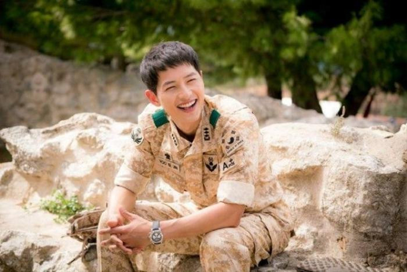 Tin tức về song joong ki - chàng diễn viên điển trai Hàn Quốc Tin tức về Song Joong Ki - phim Hậu duệ mặt trời