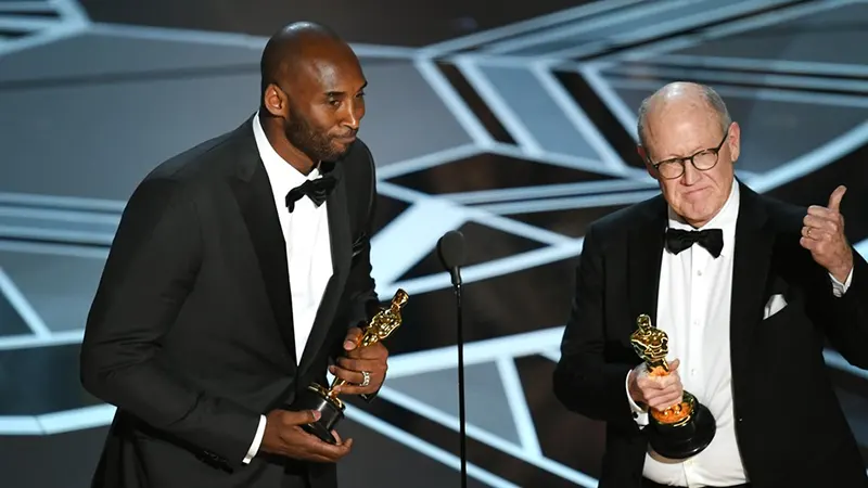 Kobe bryant giải nghệ: Sự kiện và khoảnh khắc đặc biệt nhất Kobe bryant giải nghệ với nhiều kỷ niệm đáng nhớ và thành tích đáng ngưỡng mộ