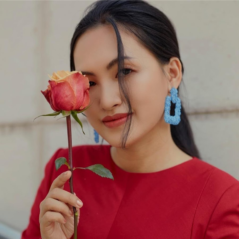 Nguyên Hà là ai? Những thông tin nổi bật về cô nàng ca sĩ này Tìm hiểu thông tin về ca sĩ Nguyên Hà