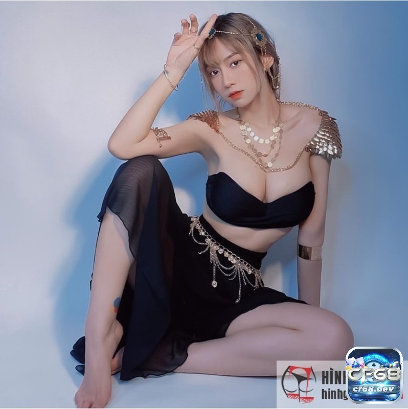 Lê Bống sexy: Tổng hợp 8 ảnh đầy ấn tượng và hấp dẫn nhất Lê Bống Sexy khi tạo dáng khoe vòng 1 khiến bao cháng muốn úp mặt