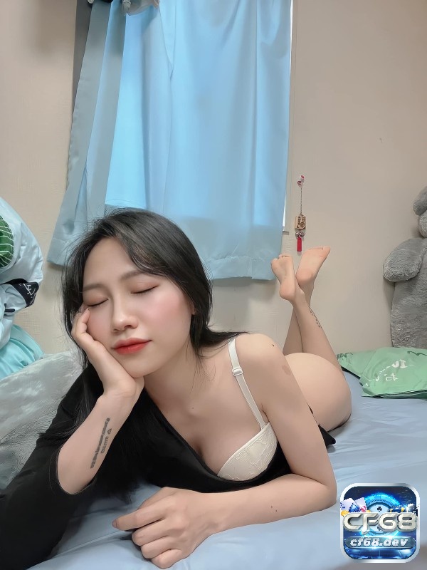 Gái đẹp gái xinh: Top ảnh gái cute, nóng bỏng, quyến rũ nhất cf68 Bỏng mắt với cô nàng thả dáng trên chiếc giường cực đỉnh