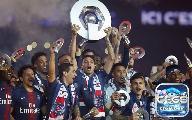 VĐQG Pháp - Ligue 1 Uber Eats: Thông tin chi tiết giải đấu Nhiều giải thưởng tập thể và cá nhân được tổ chức giải đấu VĐQG Pháp trao tặng