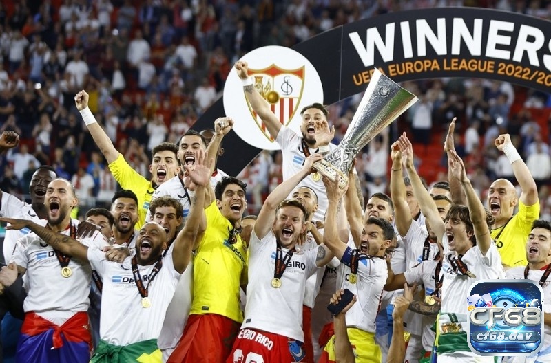 C2 Châu Âu là gì? Những điều thú vị về giải đấu Cup C2 Sevilla đang là nhà đương kim vô địch của Cup C2 Châu Âu