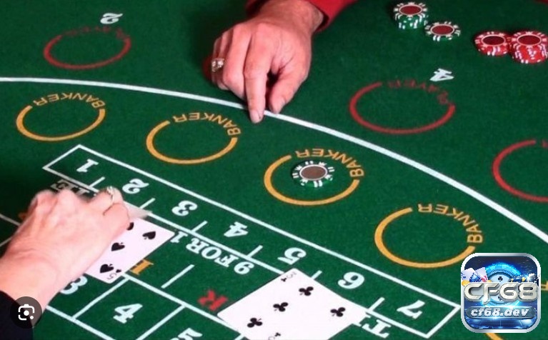 Cách bắt hoà trong Baccarat - Phương pháp canh cầu hay Baccarat là cuộc chơi giữa Baner và Player