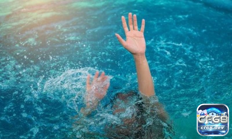 Mơ thấy chết đuối là giấc mơ tốt hay xấu? Con số may mắn Mơ thấy chết đuối là điềm báo tốt hay xấu