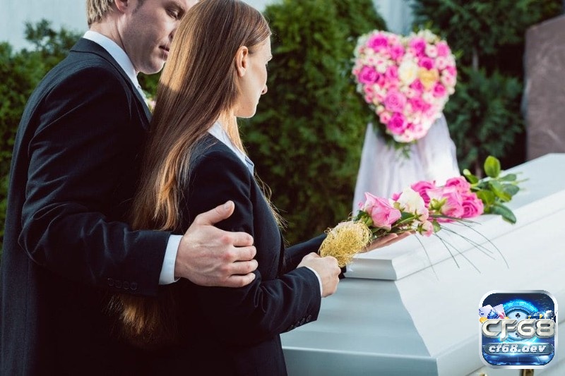 Mơ thấy người thân chết là điều tốt hay xấu? Đánh con gì đề nổ? Mơ thấy người thân chết thường mang lại cảm giác bồi hồi và lo lắng cho người mơ