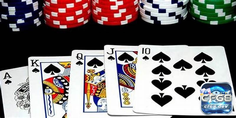 Ù khan là gì? Tổng hợp các kiểu ù khác trong game bài Phỏm Chạy lá bài lớn từ vòng chơi thứ 2 trở đi là một chiến lược an toàn và thông minh