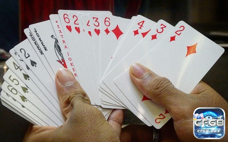 Cách chơi tiến lên miền bắc giỏi: Chiến thuật chơi luôn thắng Tiến lên miền Bắc - một trò chơi quen thuộc và gắn kết của người Việt.