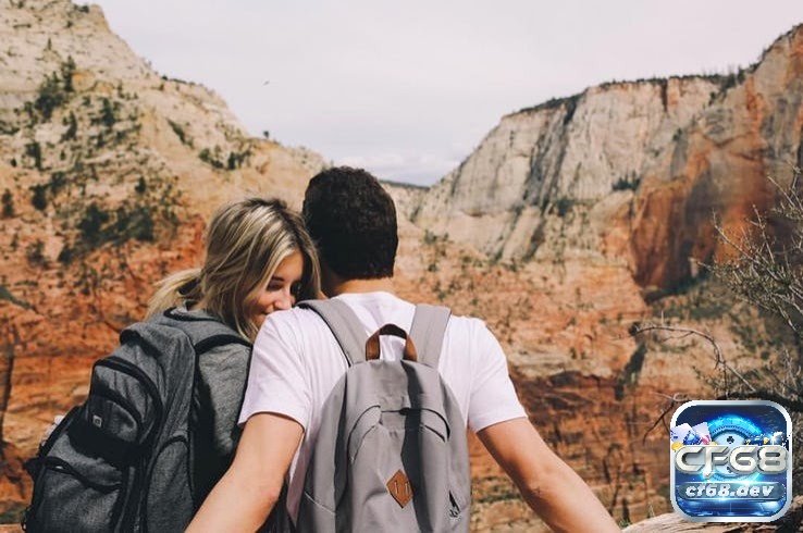Giải mã giấc mơ thấy người yêu: Ý nghĩa và con số may mắn Mơ thấy người yêu dẫn bạn đi du lịch cho thấy mong muốn trải nghiệm những điều mới mẻ cùng nhau