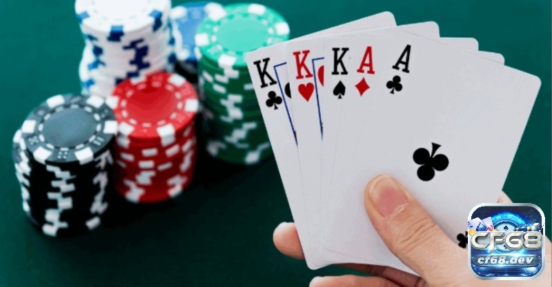 Cách chơi Texas Hold’em: Hướng dẫn đầy đủ nhất từ chuyên gia River quyết định số phận ván bài, nơi sự tự tin đối mặt với sự thật tại showdown