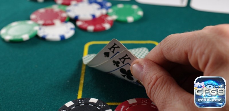Chiến lược chơi Poker từ cơ bản đến nâng cao cho người Việt Điều chỉnh chiến lược chơi Poker dựa trên kiểu đối thủ là bí quyết quan trọng để tối ưu lợi nhuận.