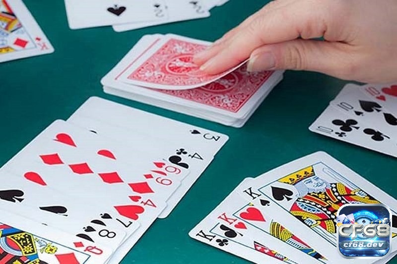 Cách tính tiền bài phỏm: Hướng dẫn chi tiết cho người mới Việc xác định đúng thứ hạng sẽ giúp bạn dễ dàng áp dụng cách tính tiền bài phỏm cho từng người chơi.