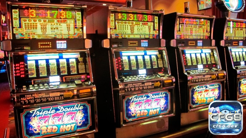 Video slot vs classic slot – So sánh chi tiết và lựa chọn phù hợp Từ chiếc Liberty Bell huyền thoại, classic slot hình thành với ba cuộn quay cơ học đơn giản nhưng đầy cuốn hút